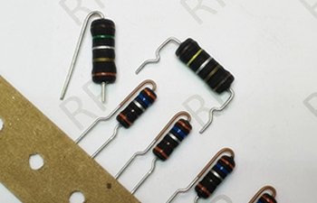 RW 绕线固定电阻器（阻燃涂料）